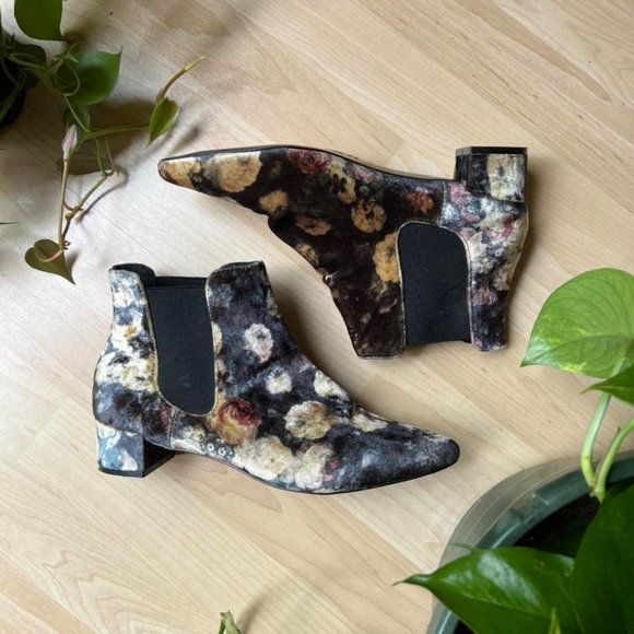 Floral Velvet Chelsea Boot - Picture 2 of 4